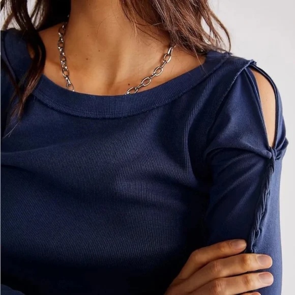 We The Free Daisy Chain Braided Long Sleeve - Picture 3 of 11